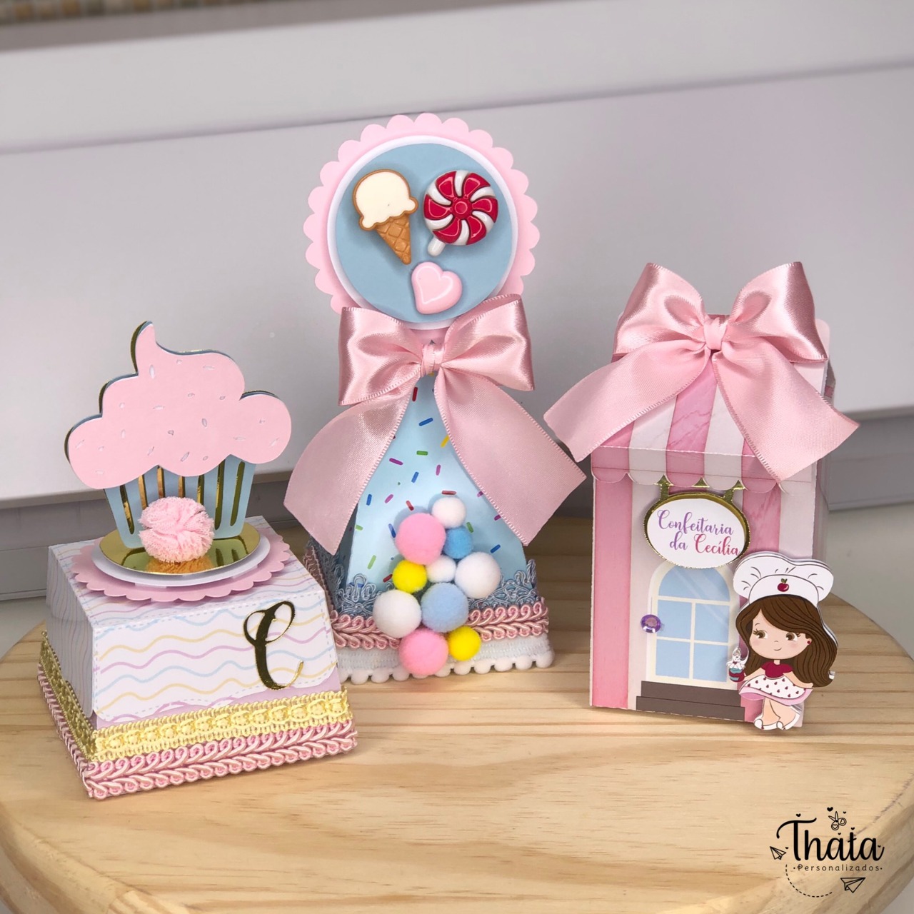 caixa-piramide-luxo-personalizada-03