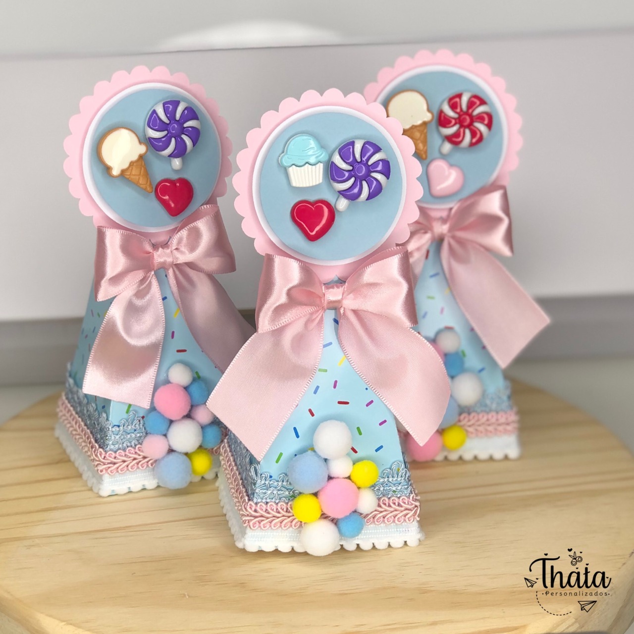 caixa-piramide-luxo-personalizada-01