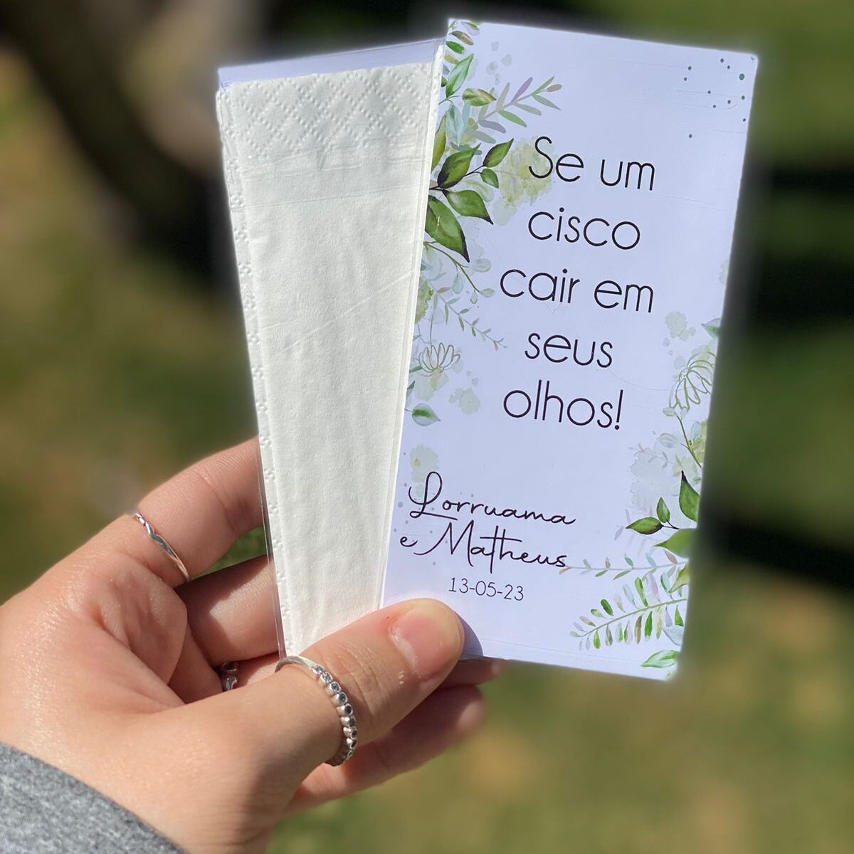 lagrimas-de-alegria-casamento-personalizado-01